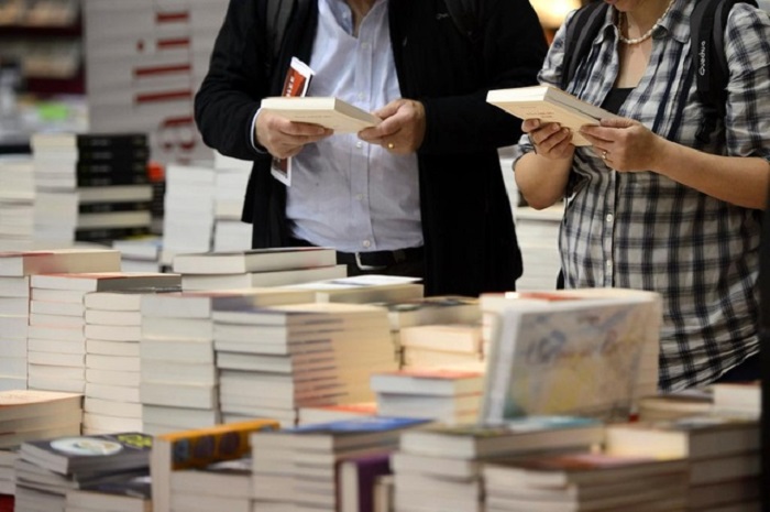 Russie: certains livres interdits en Ukraine